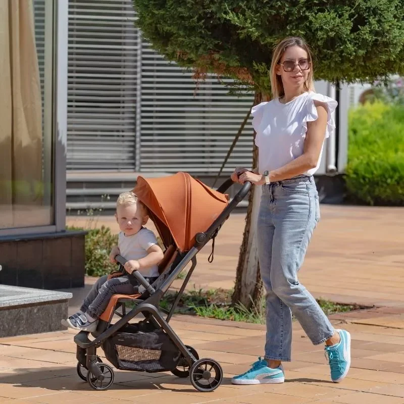 Wózek spacerowy dla dziecka